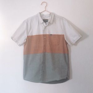 HURLEY men’s short sleeve button down
